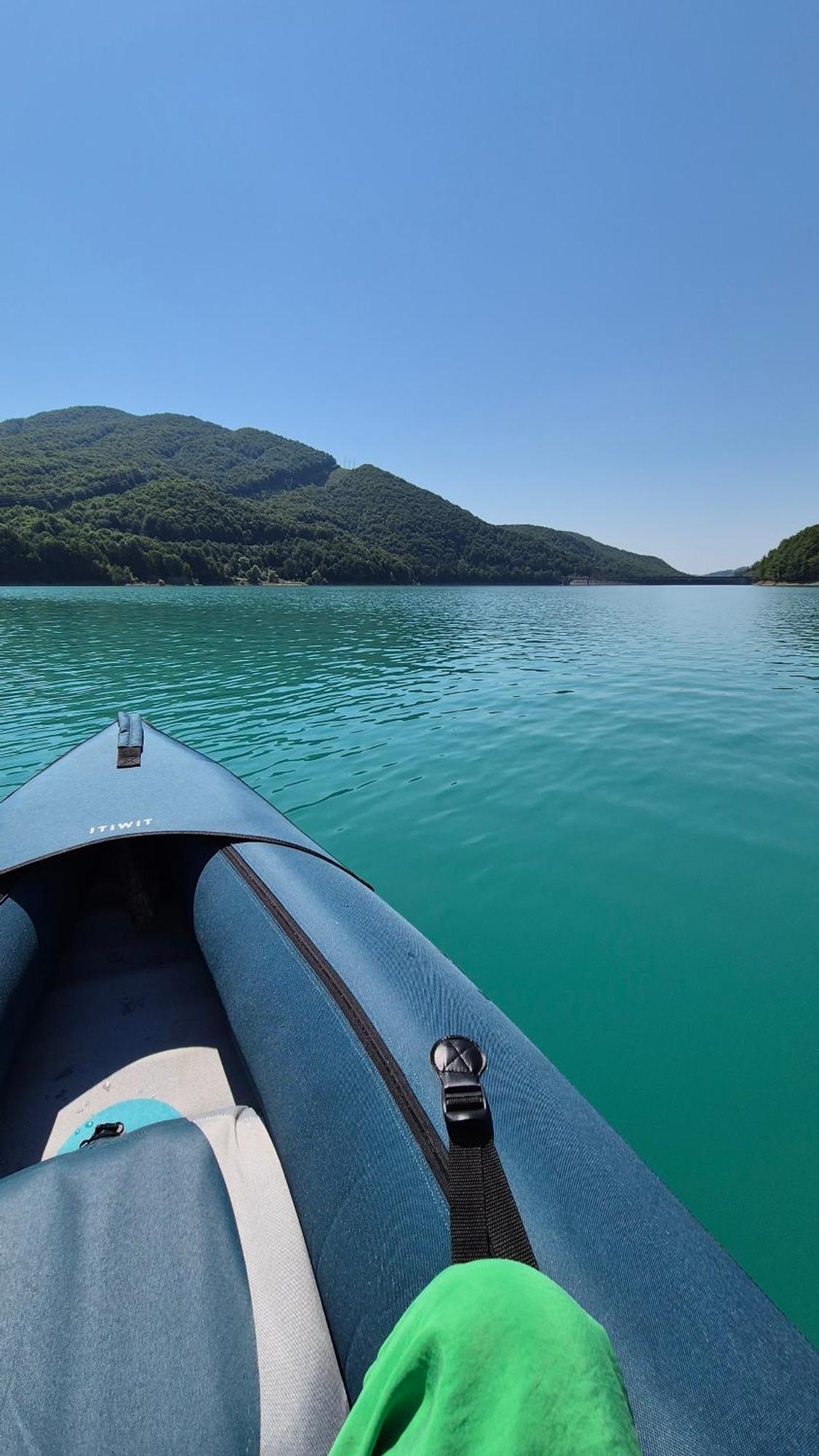 Utopia Lake View Tesila Экстерьер фото